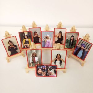 КОМПЛЕКТ (10 бр.) фотокартички TWICE, Strategy (red), POB