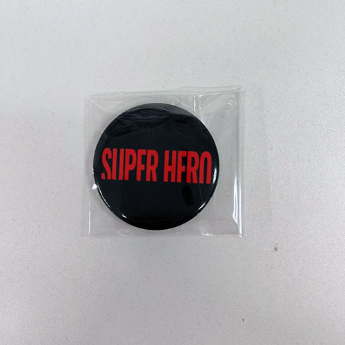 Значка SUPER HERO (P1Harmony)